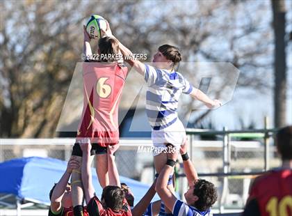 Thumbnail 2 in Brother Martin vs Jesuit (NOLA Gold Stadium) photogallery.