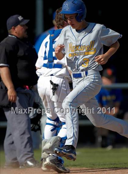 Thumbnail 2 in Tulelake vs. Maxwell (CIF NS D5 Final) photogallery.