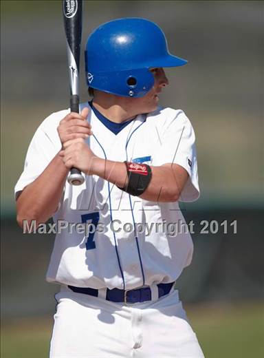 null - Photo 01