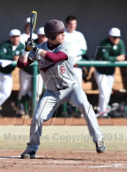 Thumbnail 2 in Jenks vs. The Woodlands (National High School Invitational) photogallery.