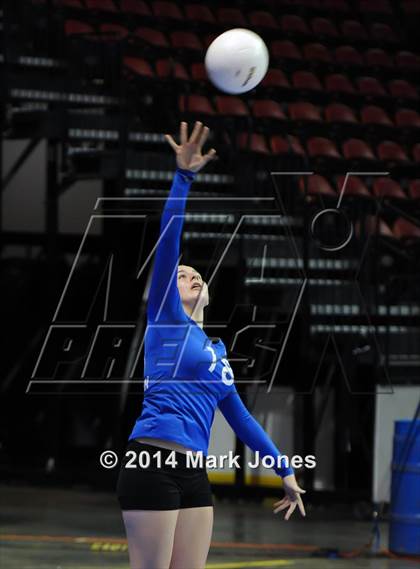 Thumbnail 3 in Arizona Lutheran Academy vs. Desert Christian (AIA D5 Playoff) photogallery.