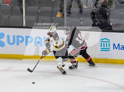 Thumbnail 3 in Nauset Regional vs Marblehead (MIAA Division 3 Final) photogallery.