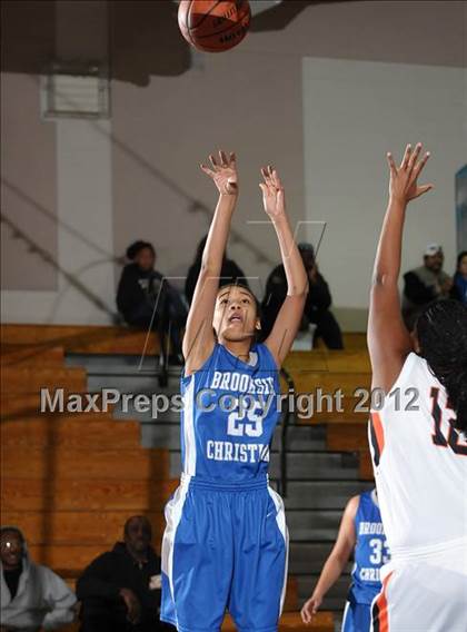 Thumbnail 1 in Brookside Christian vs. Foothill (Coaches vs. Cancer) photogallery.