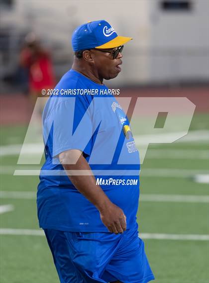 Thumbnail 2 in Crenshaw vs. Wilson (CIF LAC Division 3 Championship) photogallery.