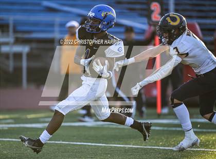 Thumbnail 3 in Crenshaw vs. Wilson (CIF LAC Division 3 Championship) photogallery.