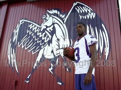 Thumbnail 3 in Chavez High School freshman Davonte' Neal  photogallery.