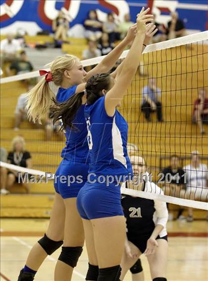 Thumbnail 3 in Vista del Lago @ Folsom photogallery.