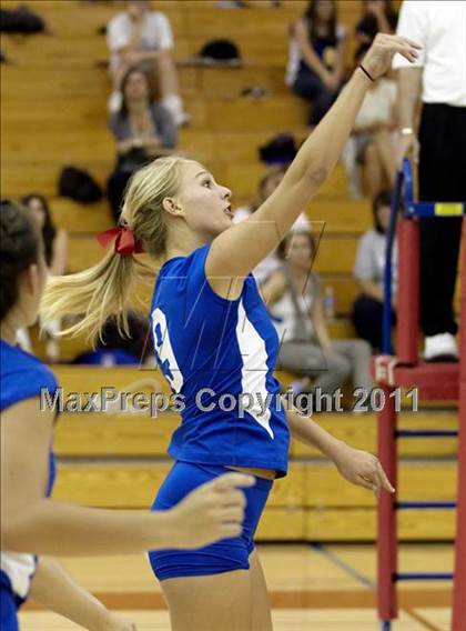 Thumbnail 1 in Vista del Lago @ Folsom photogallery.