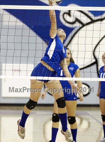 Thumbnail 3 in Vista del Lago @ Folsom photogallery.