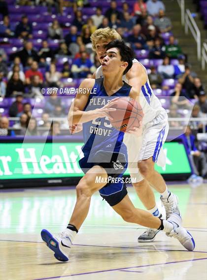 Thumbnail 2 in Bingham vs. Pleasant Grove (UHSAA 5A Semifinal) photogallery.