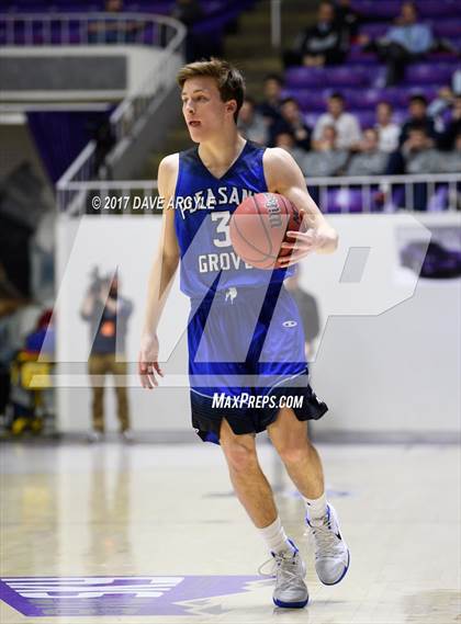 Thumbnail 3 in Bingham vs. Pleasant Grove (UHSAA 5A Semifinal) photogallery.