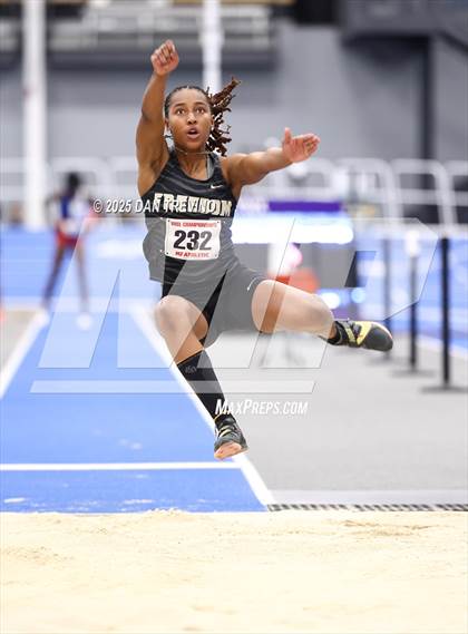 Thumbnail 2 in VHSL Indoor Track State Championships (Long Jump - Class 5 & 6) photogallery.