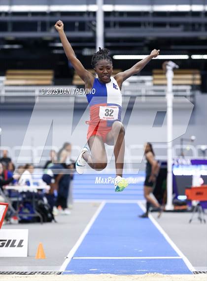 Thumbnail 1 in VHSL Indoor Track State Championships (Long Jump - Class 5 & 6) photogallery.