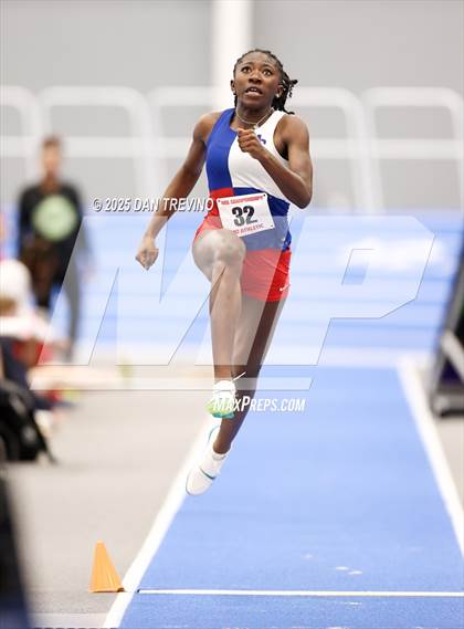 Thumbnail 2 in VHSL Indoor Track State Championships (Long Jump - Class 5 & 6) photogallery.