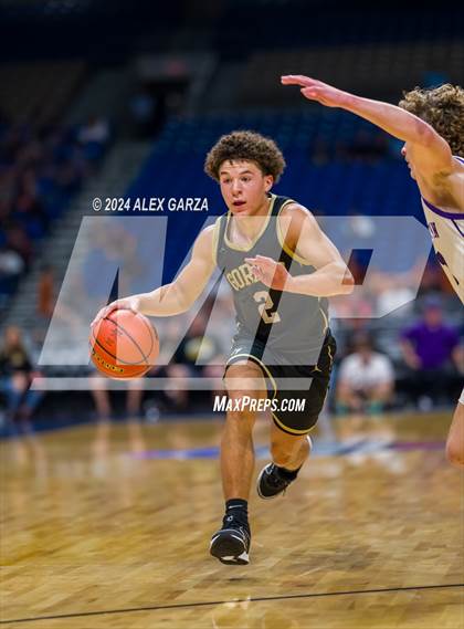 Thumbnail 3 in Benjamin vs Gordon (UIL 1A Basketball Semifinal) photogallery.