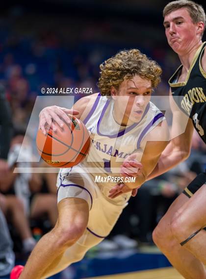 Thumbnail 2 in Benjamin vs Gordon (UIL 1A Basketball Semifinal) photogallery.