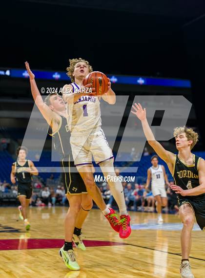 Thumbnail 2 in Benjamin vs Gordon (UIL 1A Basketball Semifinal) photogallery.