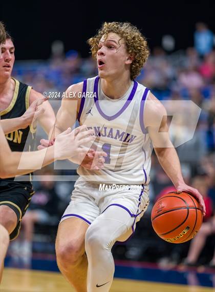 Thumbnail 1 in Benjamin vs Gordon (UIL 1A Basketball Semifinal) photogallery.