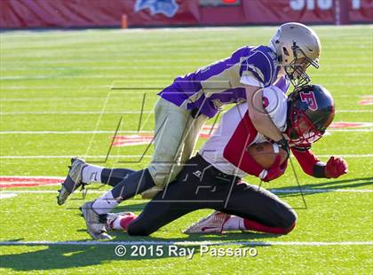 Thumbnail 3 in Plainedge vs Sayville (Long Island Class III Final) photogallery.