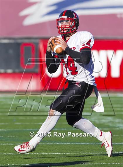 Thumbnail 3 in Plainedge vs Sayville (Long Island Class III Final) photogallery.