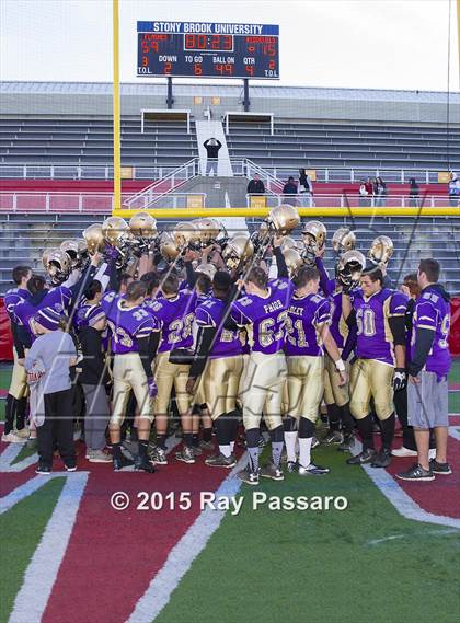 Thumbnail 3 in Plainedge vs Sayville (Long Island Class III Final) photogallery.