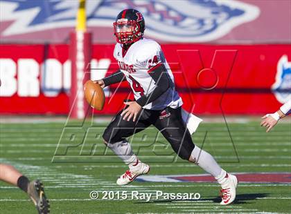 Thumbnail 2 in Plainedge vs Sayville (Long Island Class III Final) photogallery.