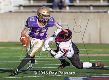 Thumbnail 3 in Plainedge vs Sayville (Long Island Class III Final) photogallery.