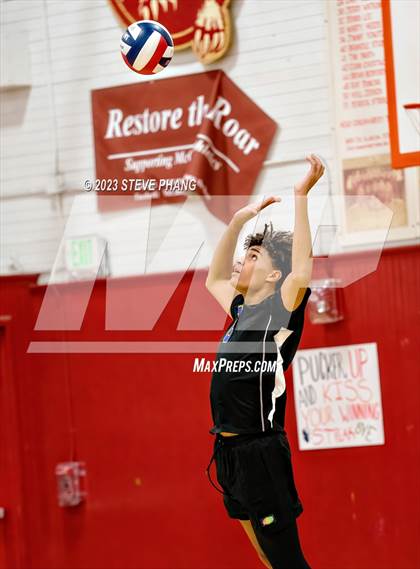 Thumbnail 3 in Del Campo @ McClatchy photogallery.
