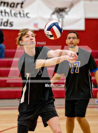Thumbnail 2 in Del Campo @ McClatchy photogallery.
