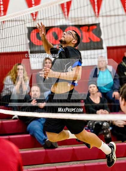 Thumbnail 1 in Del Campo @ McClatchy photogallery.