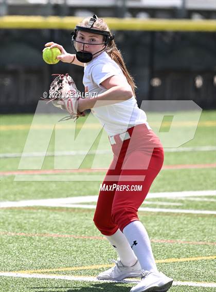 Thumbnail 1 in Iroquois @ Williamsville East photogallery.