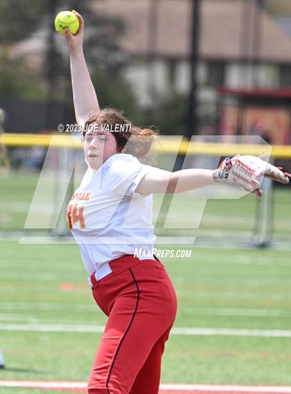 Thumbnail 1 in Iroquois @ Williamsville East photogallery.
