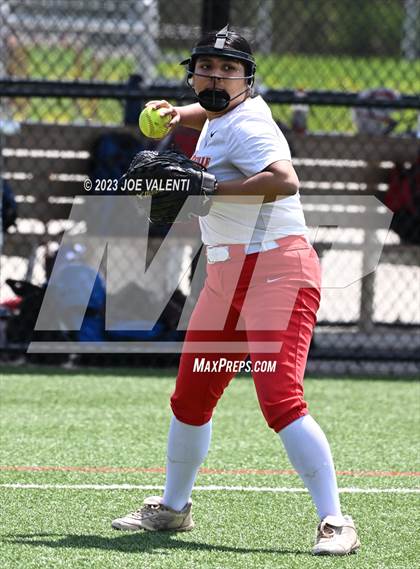 Thumbnail 3 in Iroquois @ Williamsville East photogallery.