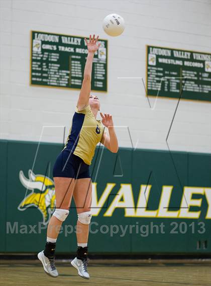 Thumbnail 1 in Lafayette @ Loudoun Valley photogallery.