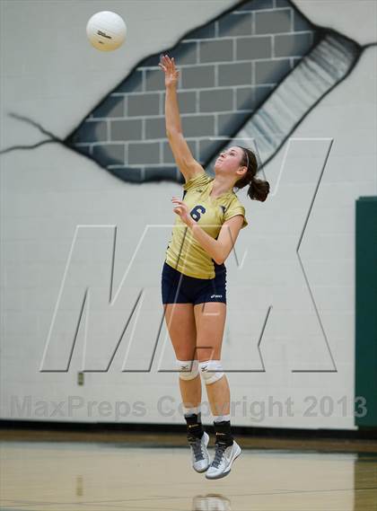 Thumbnail 1 in Lafayette @ Loudoun Valley photogallery.
