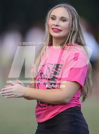 Thumbnail 1 in Benton @ Leesville photogallery.
