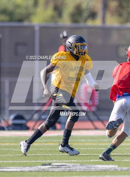 Thumbnail 3 in Alameda vs St. Helena (Scrimmage) photogallery.