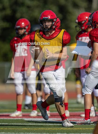 Thumbnail 1 in Alameda vs St. Helena (Scrimmage) photogallery.