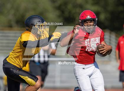 Thumbnail 3 in Alameda vs St. Helena (Scrimmage) photogallery.