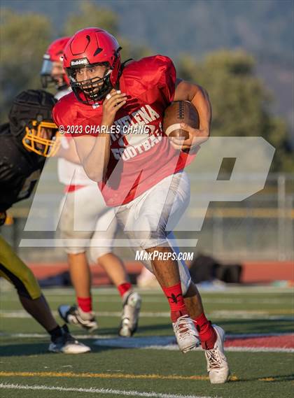 Thumbnail 3 in Alameda vs St. Helena (Scrimmage) photogallery.