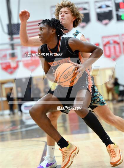 Thumbnail 2 in Pine Ridge vs Tocoi Creek (Barracuda New Years Shootout) photogallery.