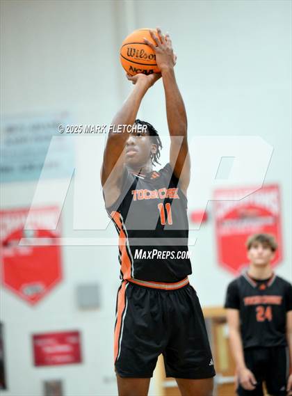 Thumbnail 1 in Pine Ridge vs Tocoi Creek (Barracuda New Years Shootout) photogallery.
