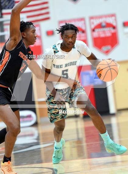 Thumbnail 2 in Pine Ridge vs Tocoi Creek (Barracuda New Years Shootout) photogallery.