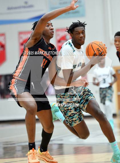 Thumbnail 2 in Pine Ridge vs Tocoi Creek (Barracuda New Years Shootout) photogallery.