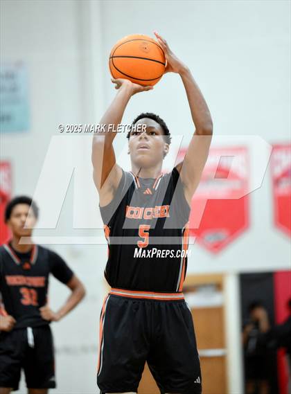 Thumbnail 2 in Pine Ridge vs Tocoi Creek (Barracuda New Years Shootout) photogallery.