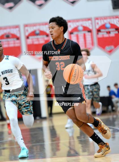 Thumbnail 3 in Pine Ridge vs Tocoi Creek (Barracuda New Years Shootout) photogallery.