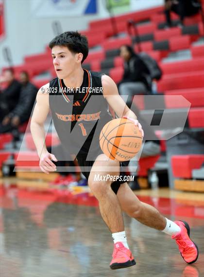 Thumbnail 3 in Pine Ridge vs Tocoi Creek (Barracuda New Years Shootout) photogallery.