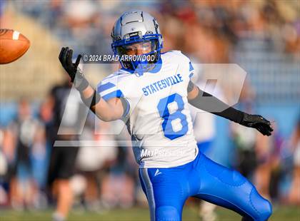 Thumbnail 2 in Statesville @ Lake Norman photogallery.