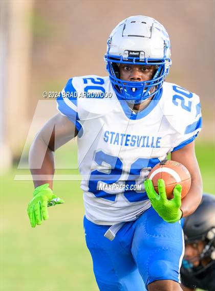 Thumbnail 3 in Statesville @ Lake Norman photogallery.
