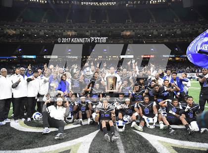Thumbnail 2 in Kentwood vs. West St. John (LHSAA 1A Final)  photogallery.
